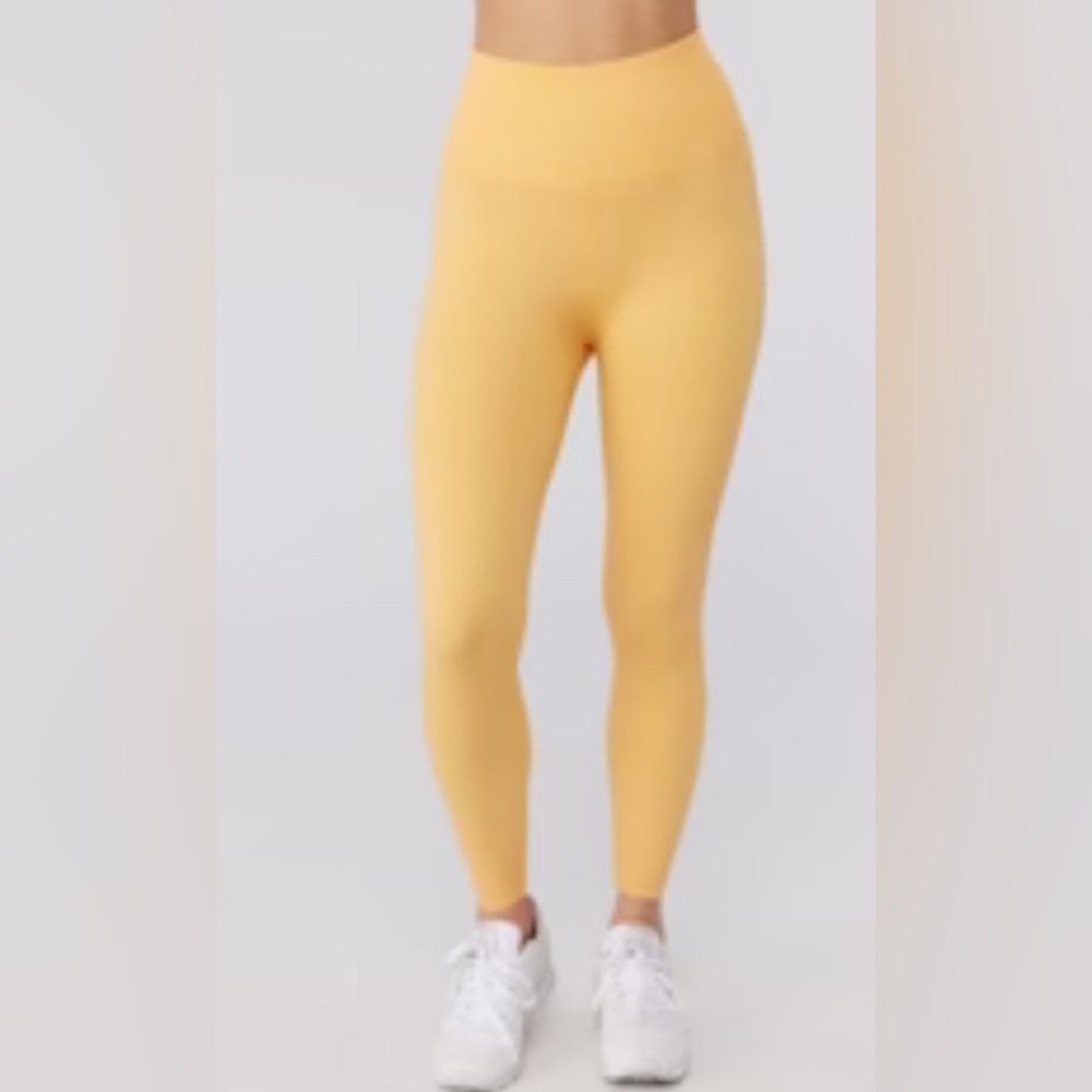 Spiritual Gangster love sculpt seamless legging